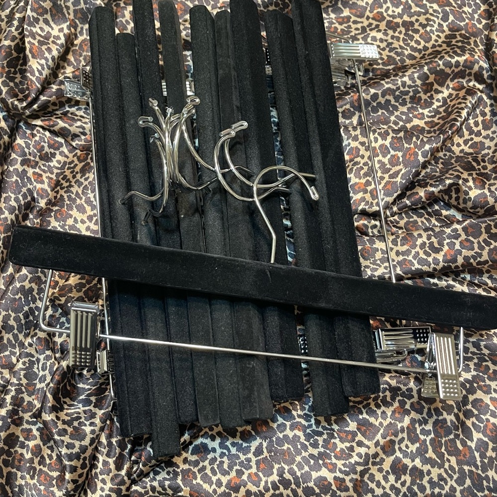 10 Crushed Velvet Black and Silver Pant Hangers - Picture 2 of 16